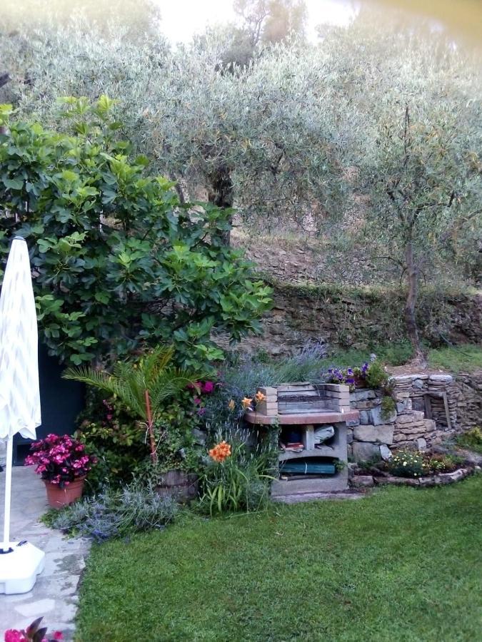 Pietrabruna Casa Sylvianeヴィラ エクステリア 写真